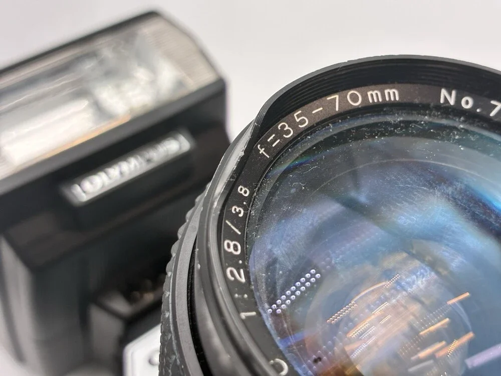 Olympus OM10 FC 35mm Film Camera w/ 35-70mm Lens T20 Flash Parts Repair